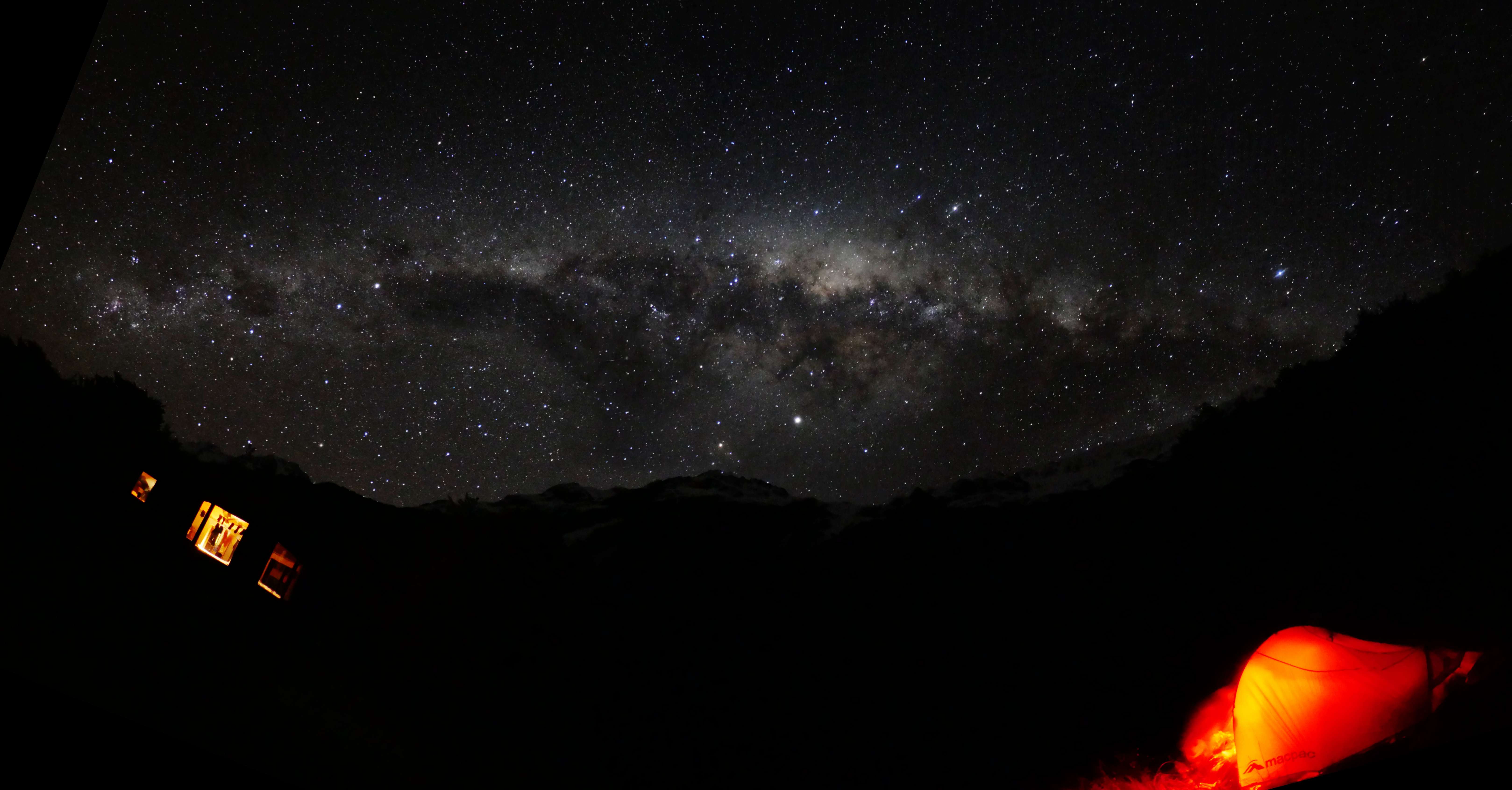 P1010892+Milkyway+above+Jellicoe+Ridge.JPG