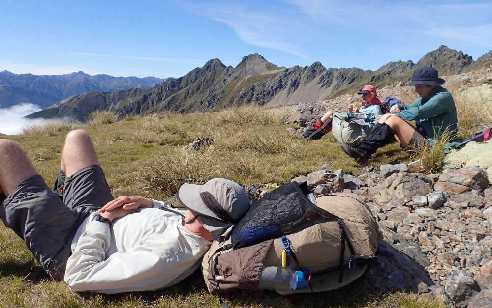 P1143508+Morning+break+on+the+ridge+north+of+Woolshed+Stream+tarn+basin.JPG